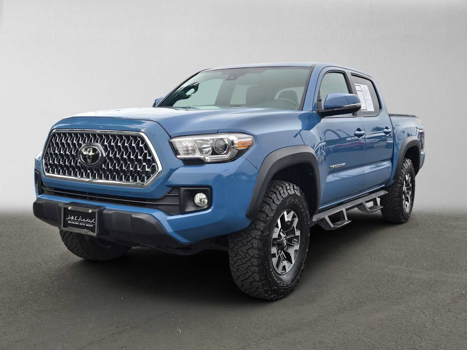 Used 2019 Toyota Tacoma TRD Off-Road AWD/4WD image 7