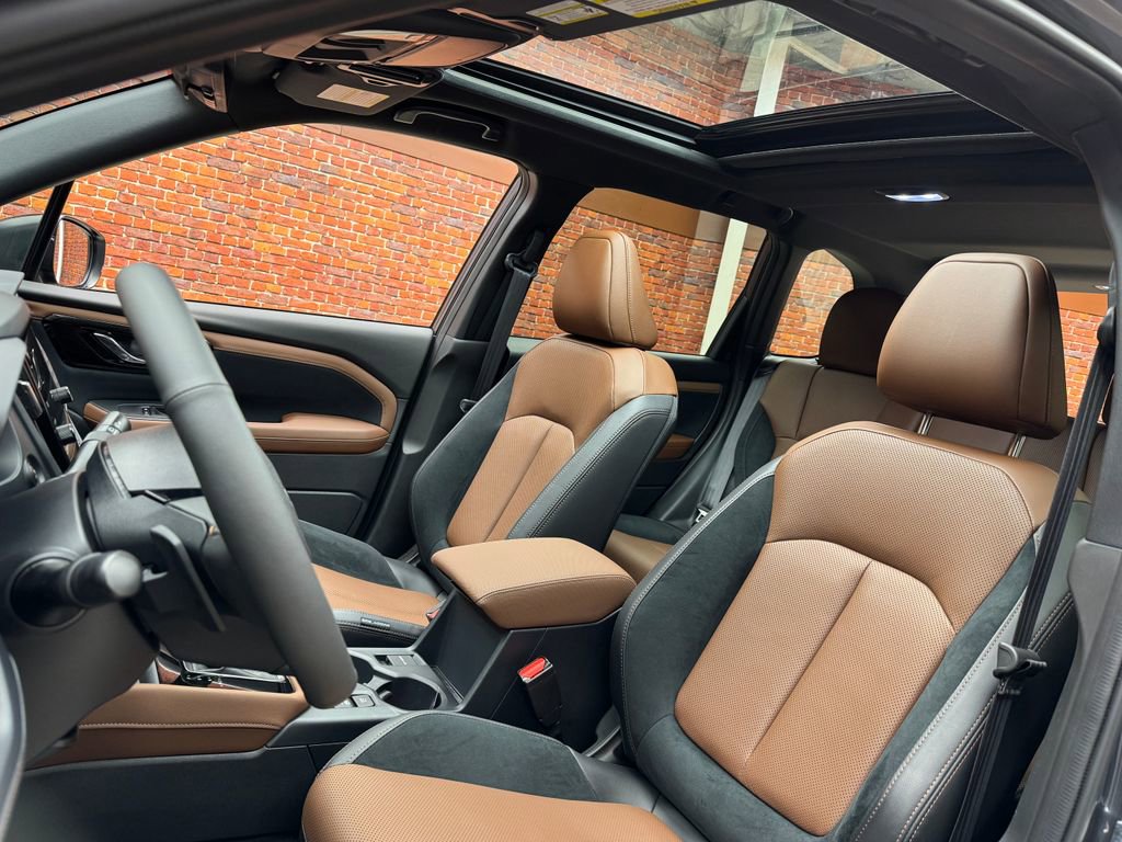 Used 2025 Subaru Forester Touring image 26