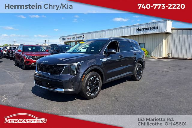 Used 2025 Kia Sorento S AWD/4WD image 3