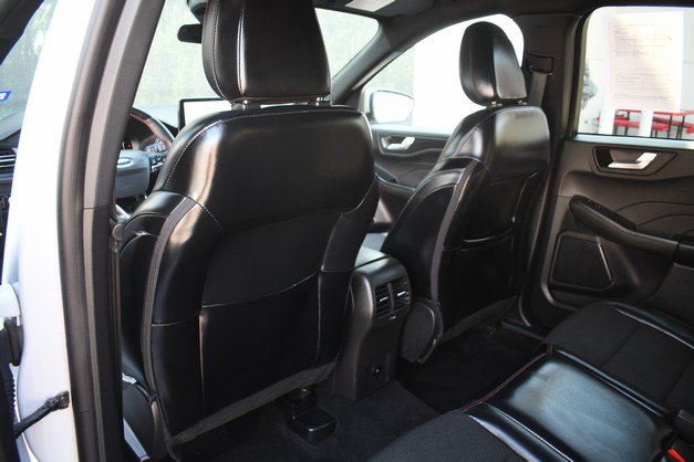Used 2025 Ford Escape ST-Line Select AWD/4WD image 21