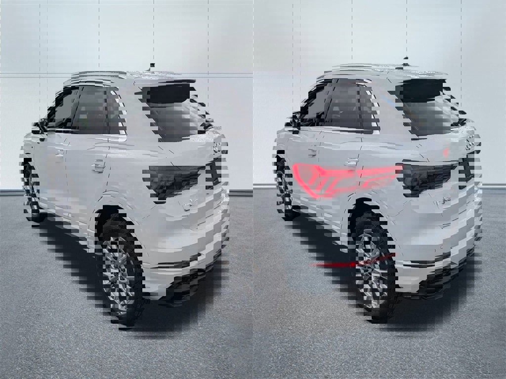 New 2025 Audi Q3 2.0T Premium image 5