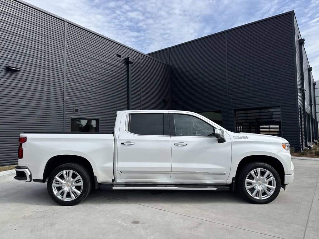 Used 2023 Chevrolet Silverado 1500 High Country image 10
