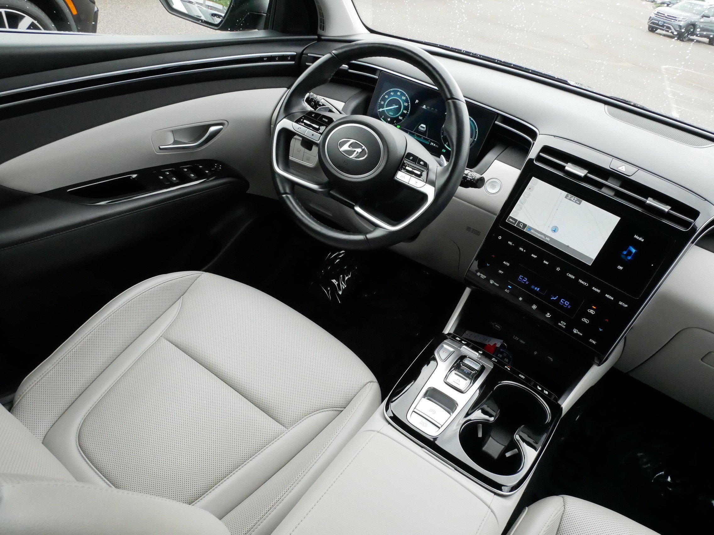 Used 2023 Hyundai Tucson Limited AWD/4WD image 9