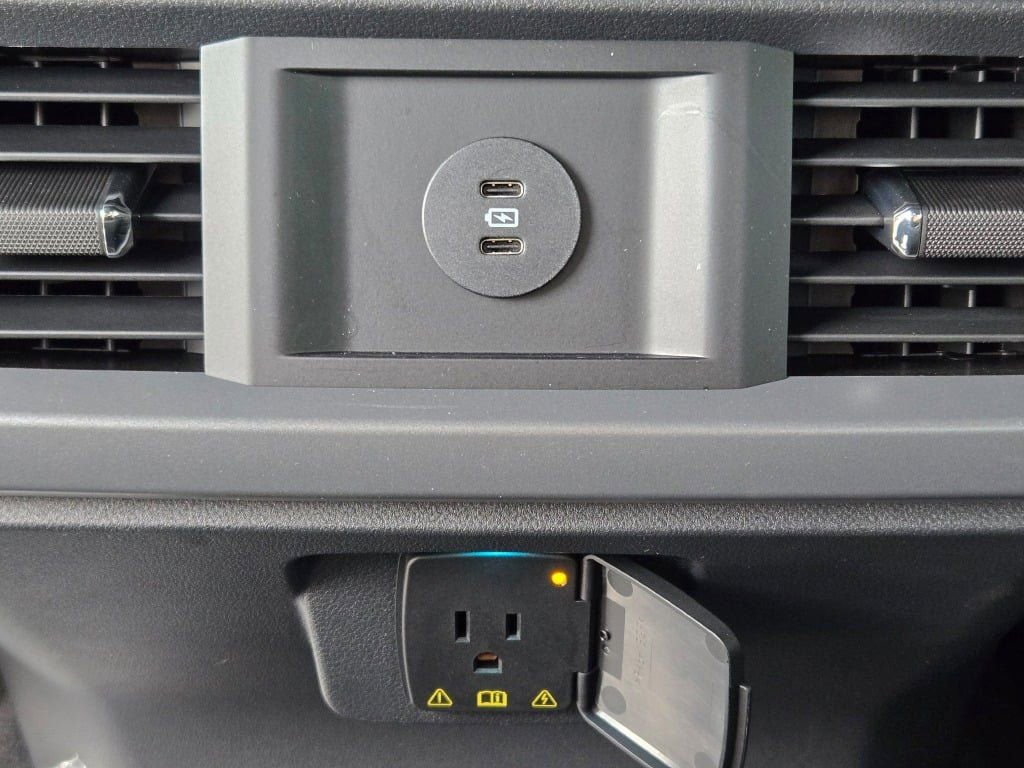 New 2026 Ford F150 XLT w/ Equipment Group 302A MID image 21