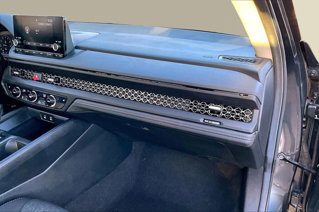 Certified 2024 Honda Accord EX image 18