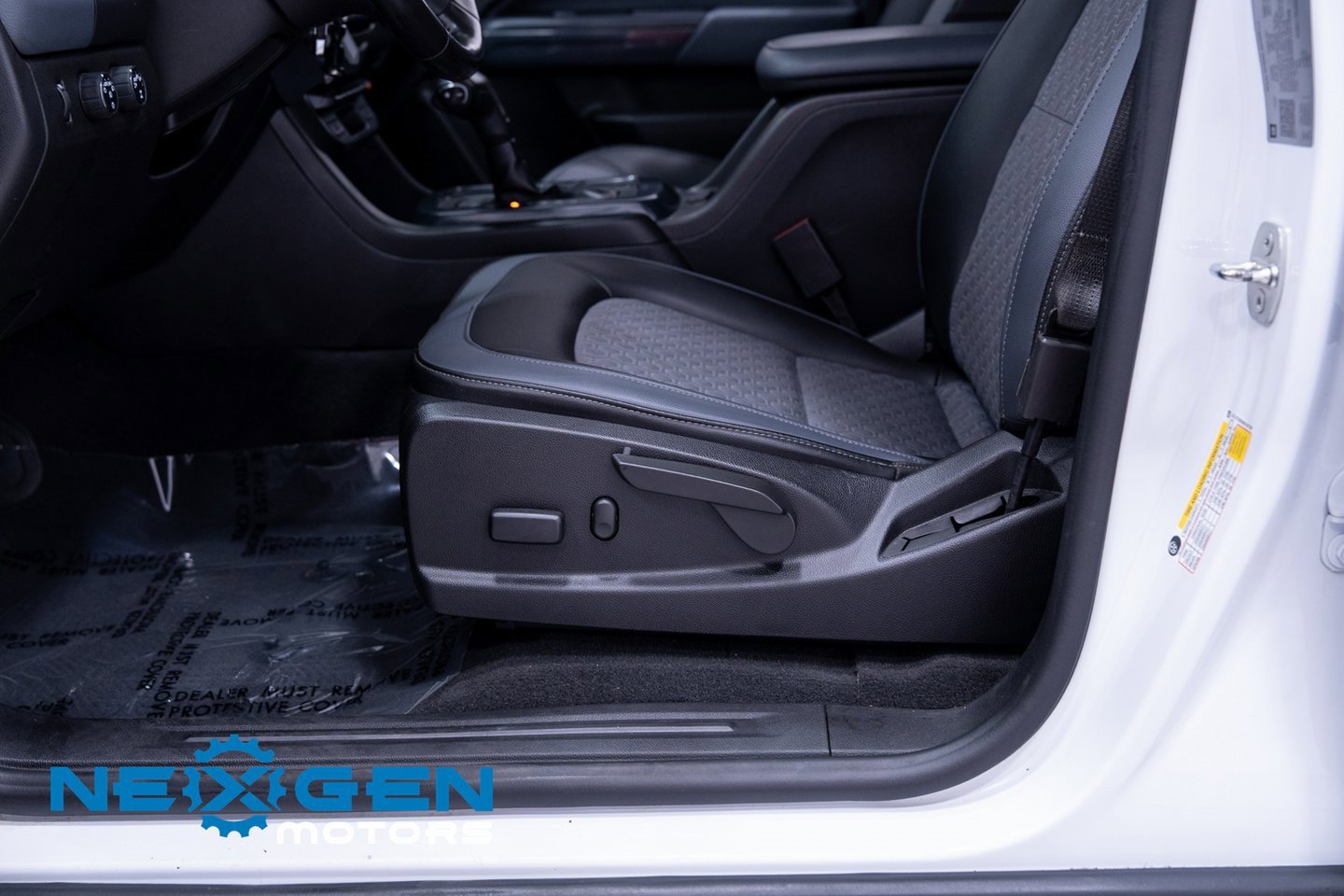 Used 2021 Chevrolet Colorado Z71 image 25