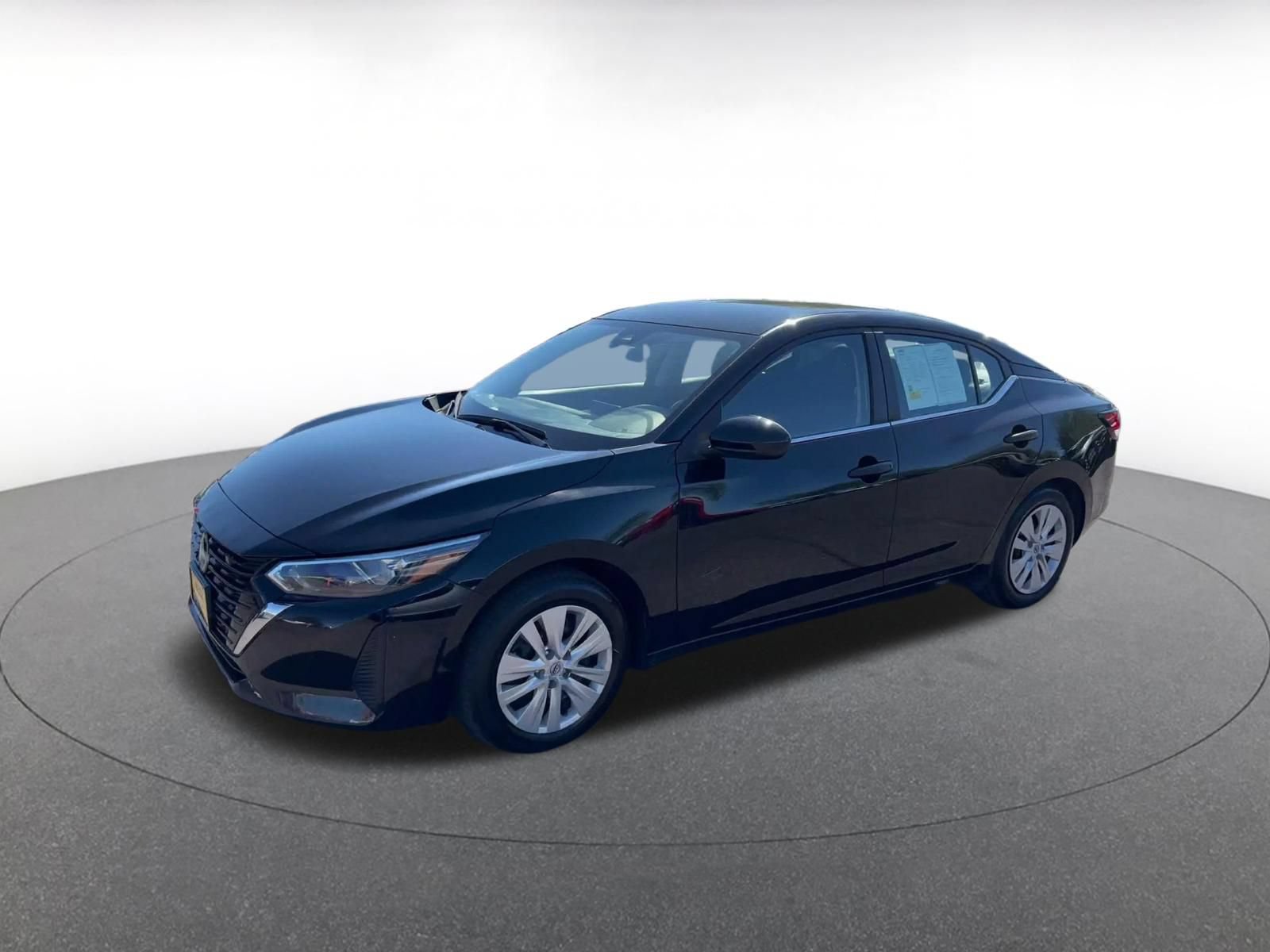 Used 2025 Nissan Sentra S FWD image 7