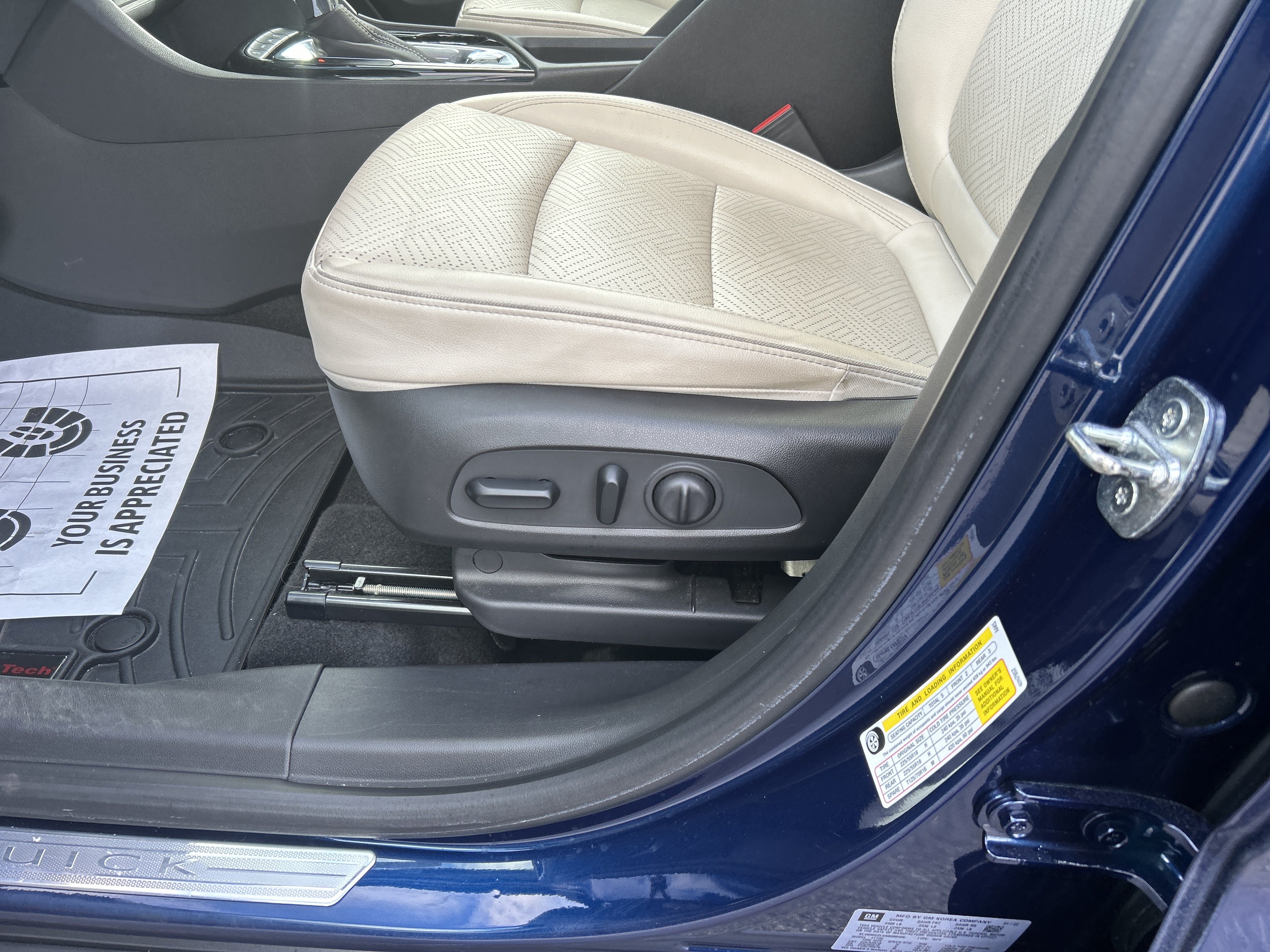 Used 2022 Buick Encore GX Essence w/ Advanced Technology Package AWD/4WD image 19