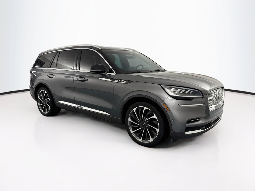 Used 2022 Lincoln Aviator Reserve w/ Equipment Group 201A RWD image 3