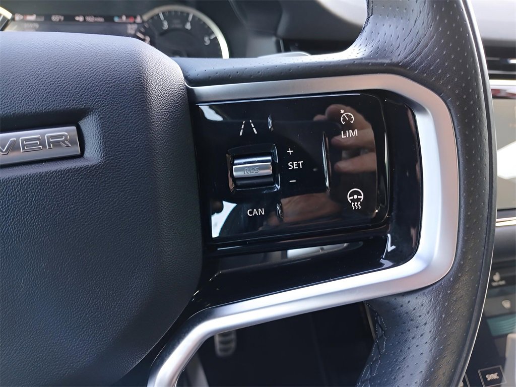 Used 2022 Land Rover Range Rover Evoque R-Dynamic SE image 21