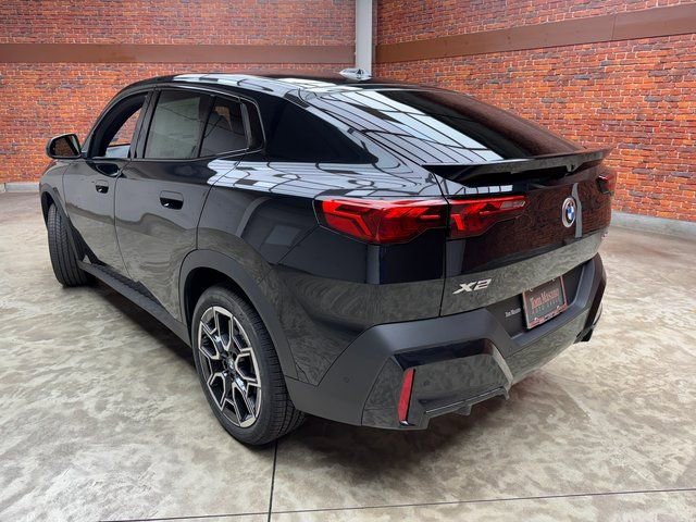 Used 2026 BMW X2 xDrive28i image 3