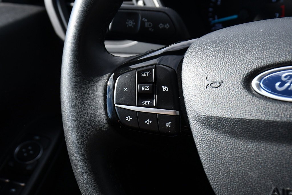 Used 2022 Ford Escape SE w/ Cold Weather Package image 31