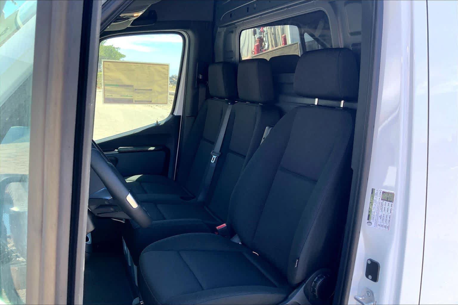 New 2026 Mercedes-Benz Sprinter 2500 image 17