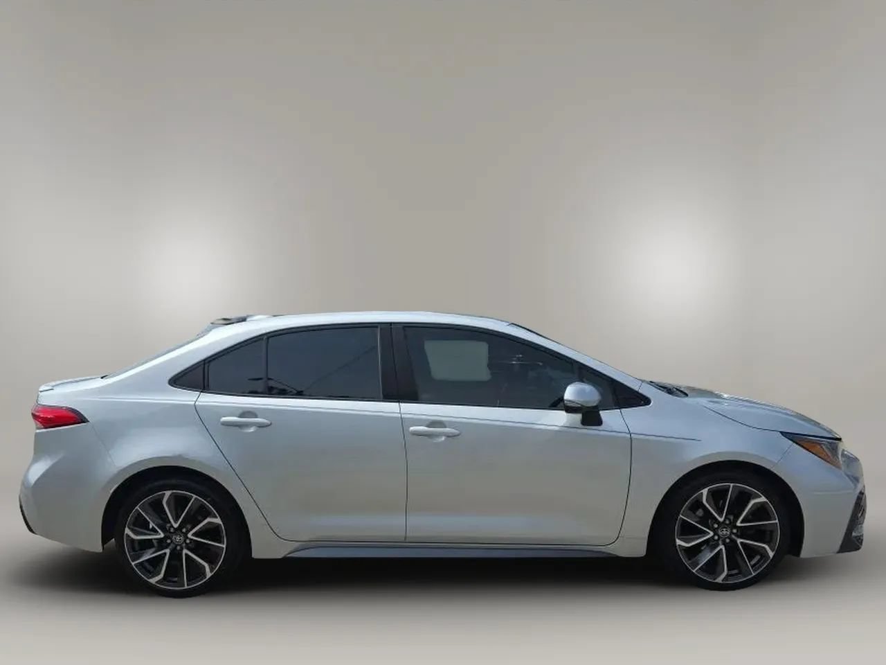 Used 2020 Toyota Corolla SE FWD image 9