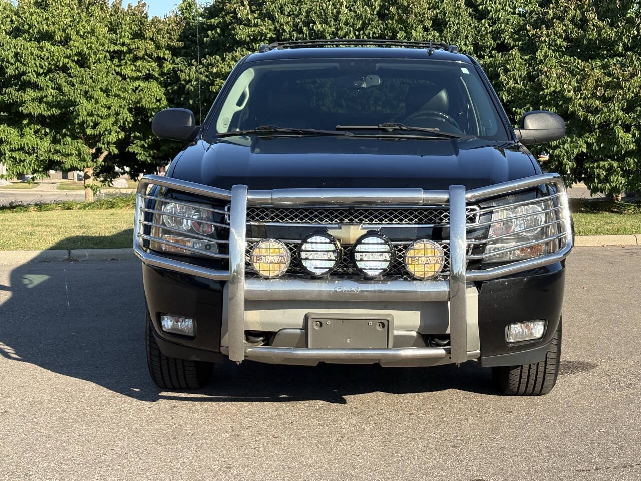 Used 2011 Chevrolet Avalanche LT w/ Suspension Package, Off-Road AWD/4WD image 5