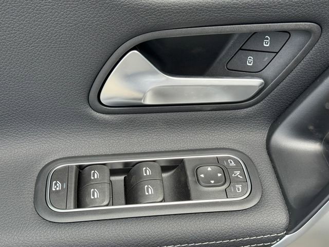 Certified 2025 Mercedes-Benz CLA 250 4MATIC image 14