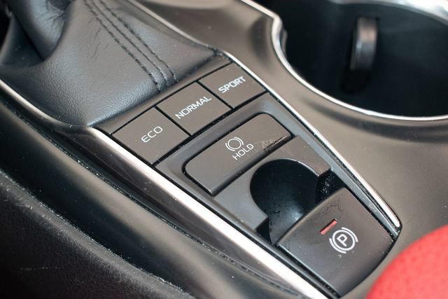 Used 2019 Toyota Camry XSE FWD image 33