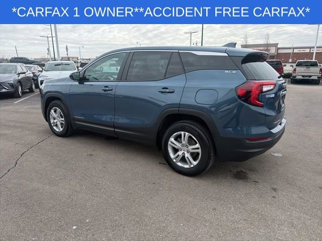 Used 2024 GMC Terrain SLE image 9