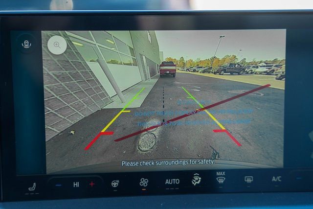 New 2026 Ford Escape SE w/ Class II Trailer Tow Package image 50