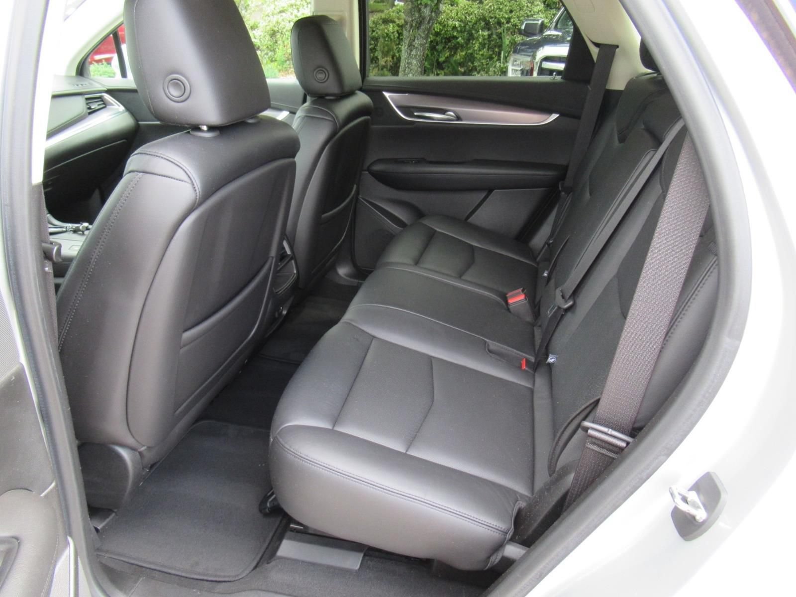 Used 2019 Cadillac XT5 Premium Luxury FWD image 30
