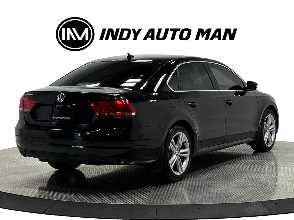 Used 2015 Volkswagen Passat TDI SE image 4