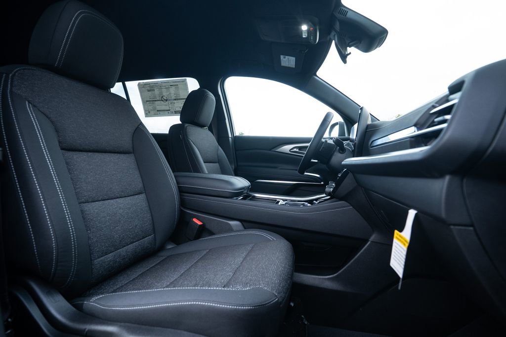 New 2026 Chevrolet Traverse LT w/ Midnight/Sport Edition image 13