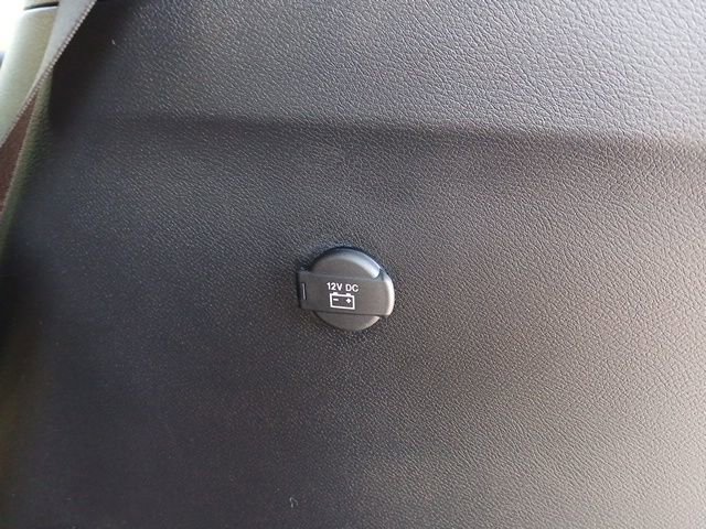 New 2026 Chrysler Pacifica Select image 11