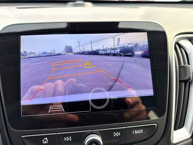 Used 2024 Chevrolet Malibu LT image 28