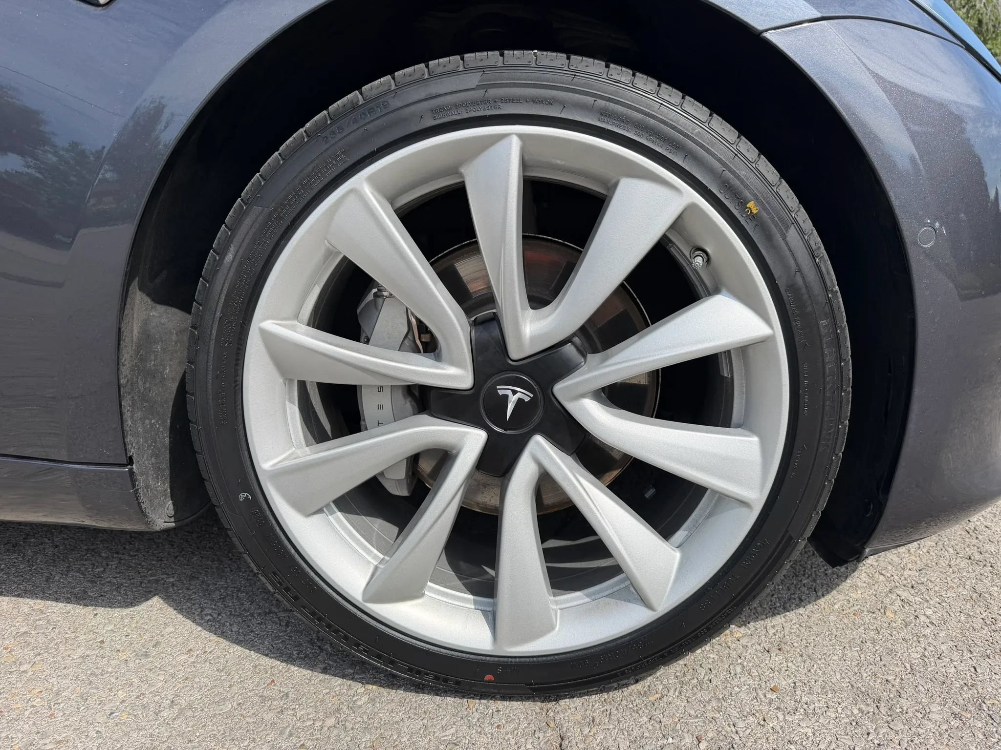Used 2018 Tesla Model 3 Long Range RWD image 12