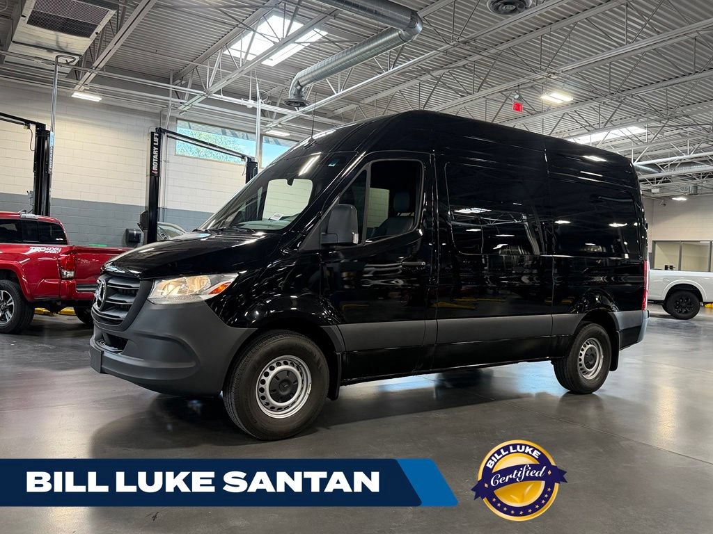 Used 2025 Mercedes-Benz Sprinter 2500 image 1