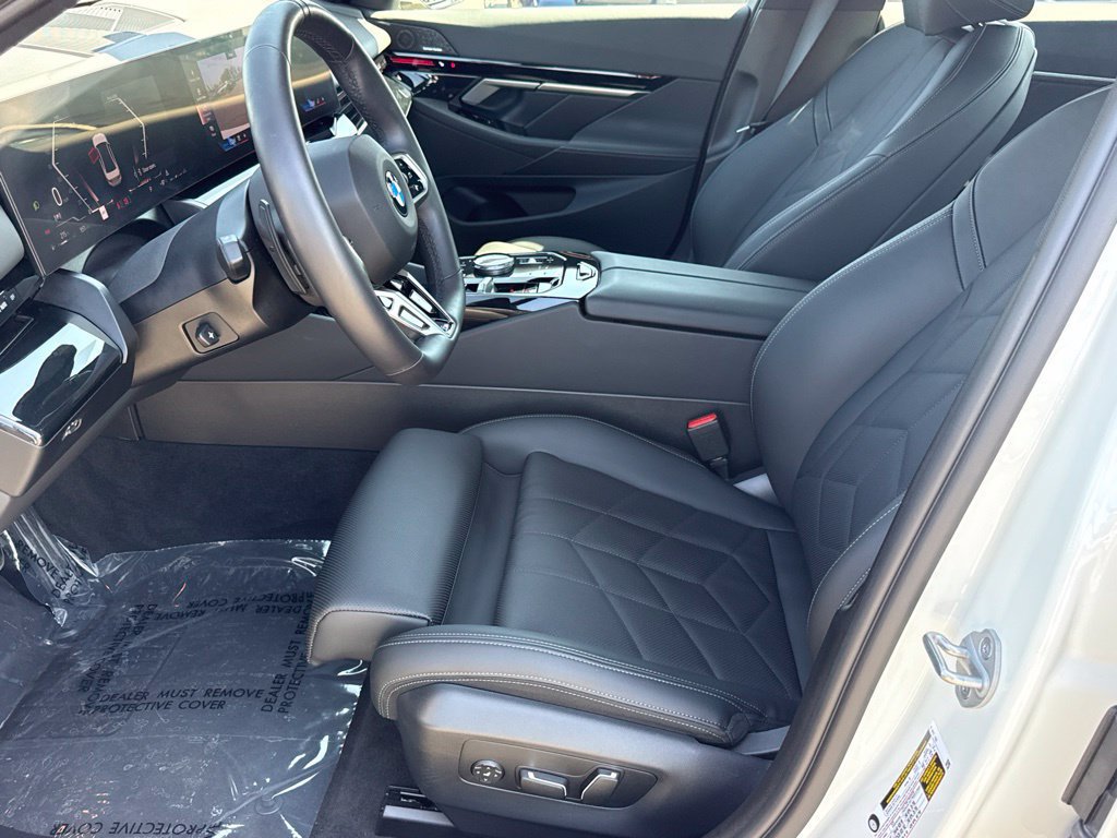 Used 2026 BMW 530i w/ M Sport Package RWD image 21