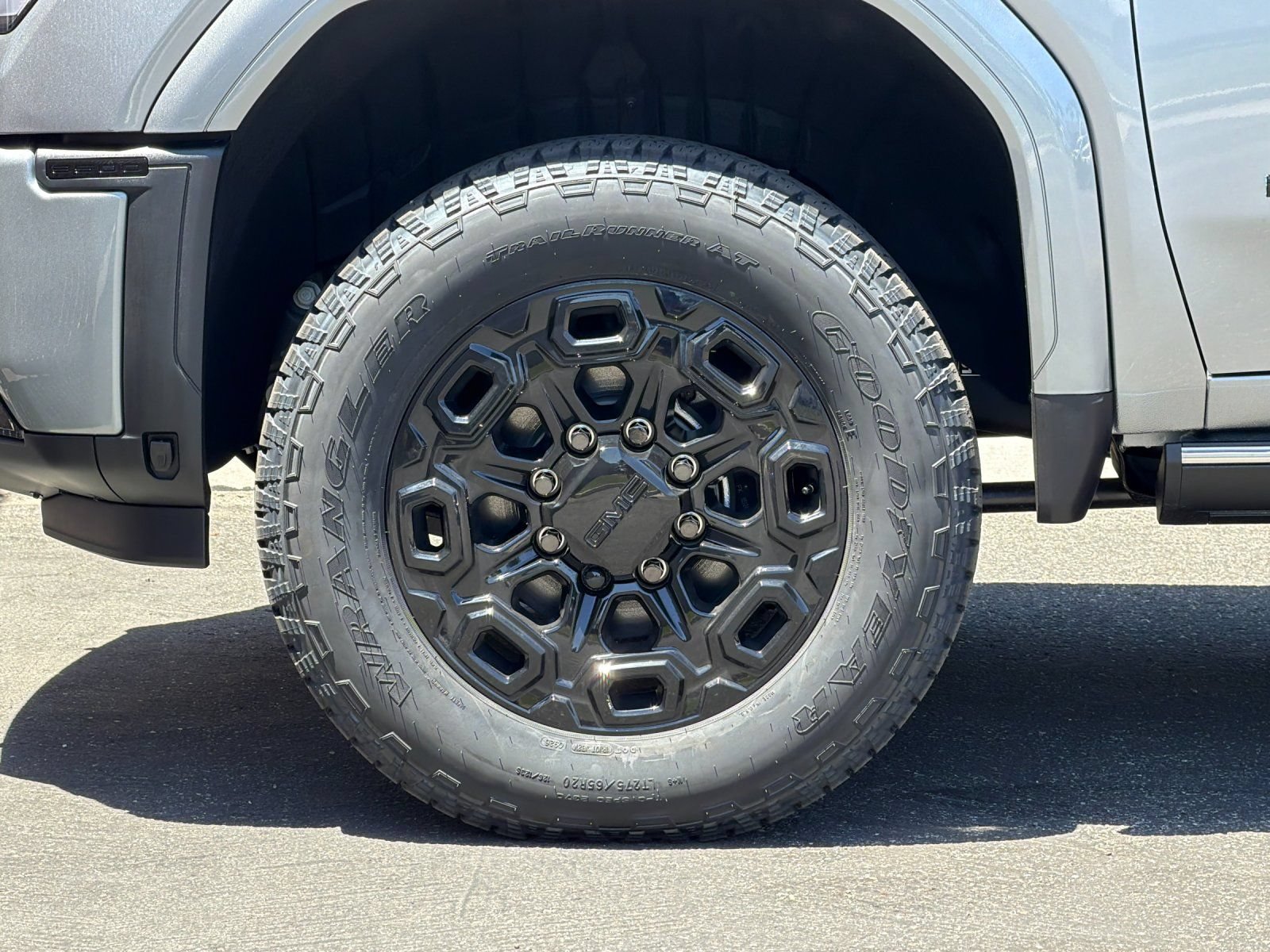 New 2026 GMC Sierra 3500 Denali Ultimate w/ LPO, Black Badging Package AWD/4WD image 24