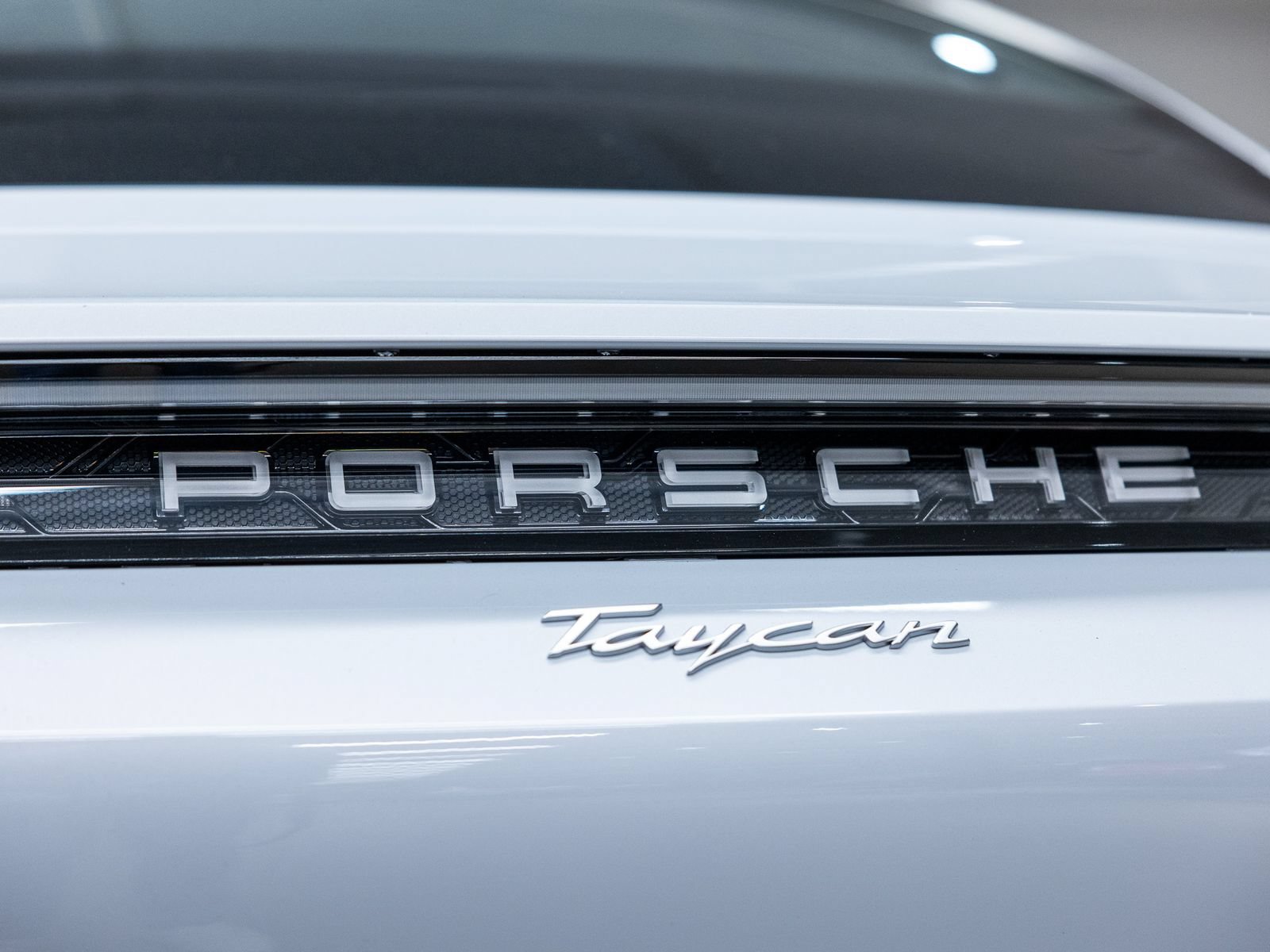 New 2026 Porsche Taycan RWD image 25