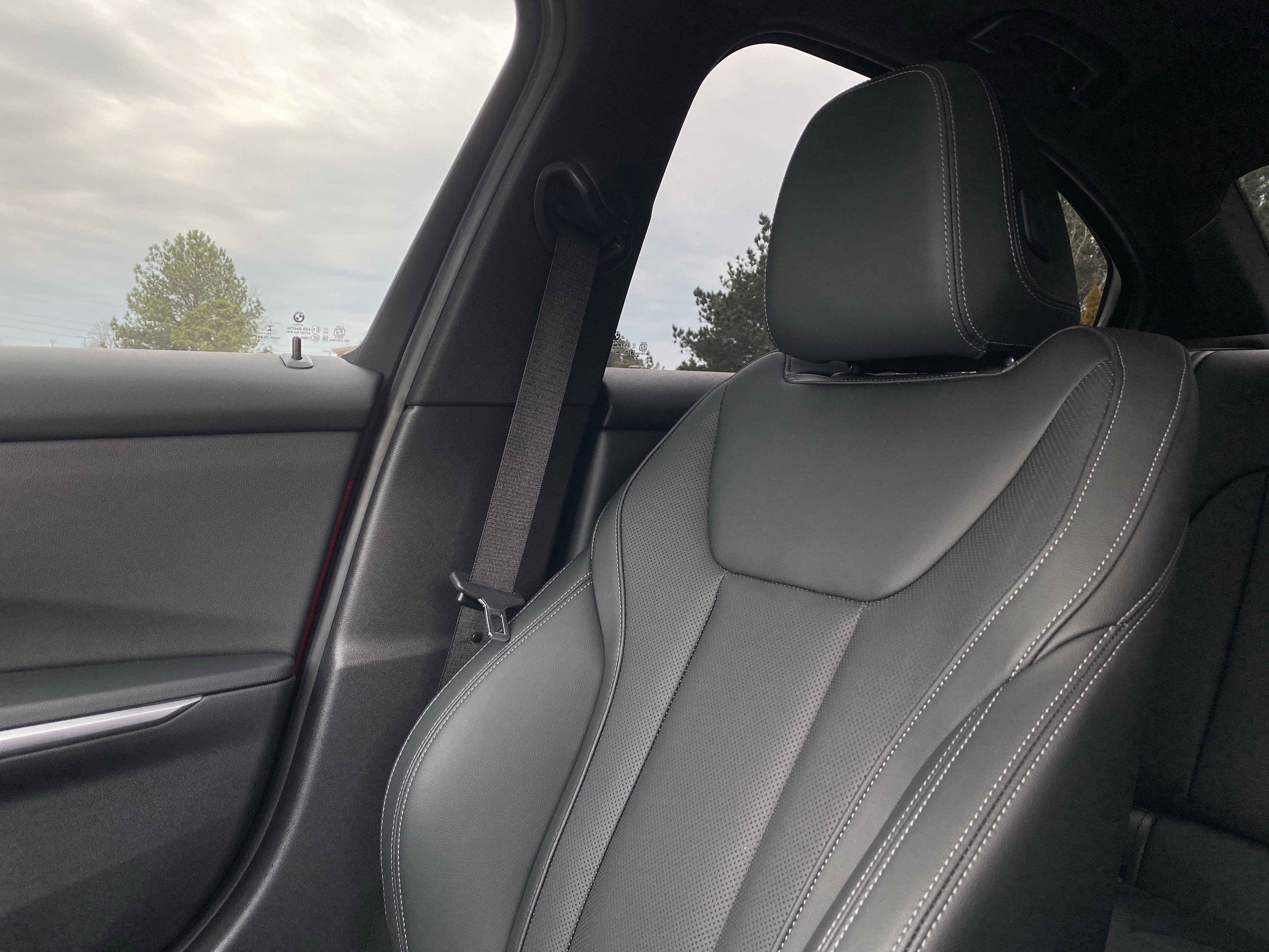 Used 2025 BMW M340i w/ Premium Package image 37