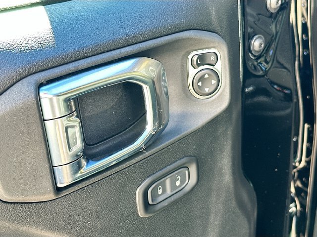 New 2026 Jeep Gladiator Sport AWD/4WD image 17