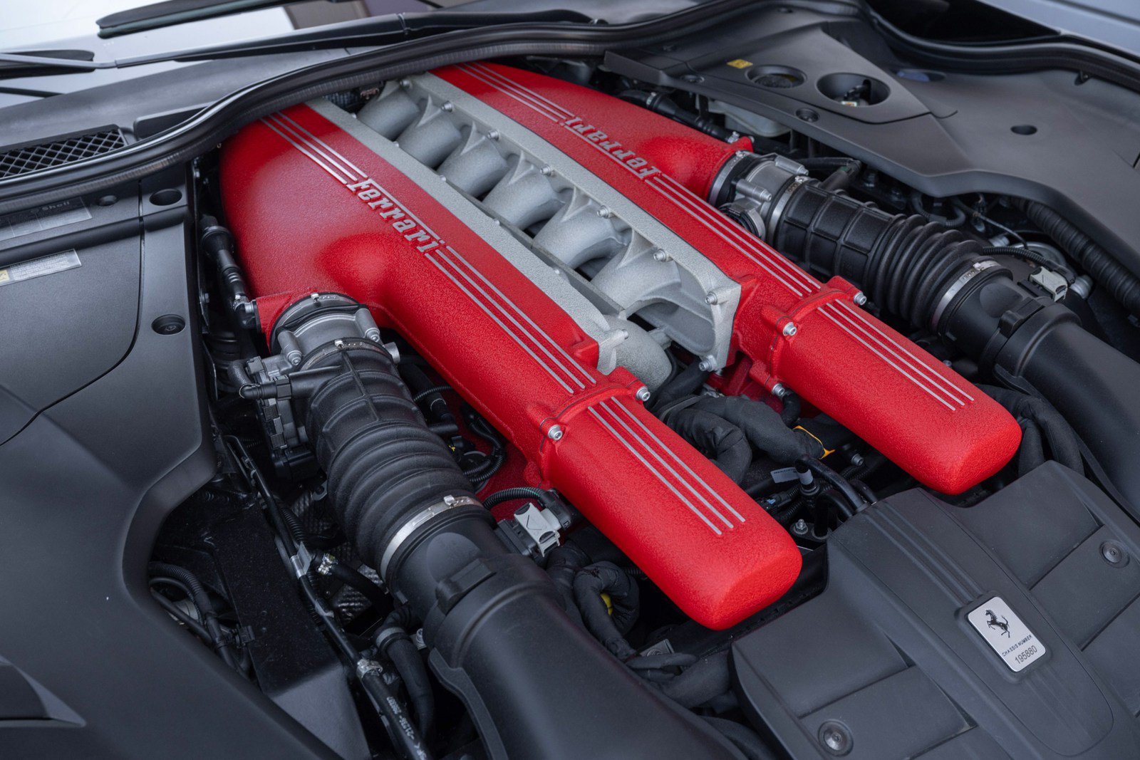 Used 2013 Ferrari F12 Berlinetta RWD image 13