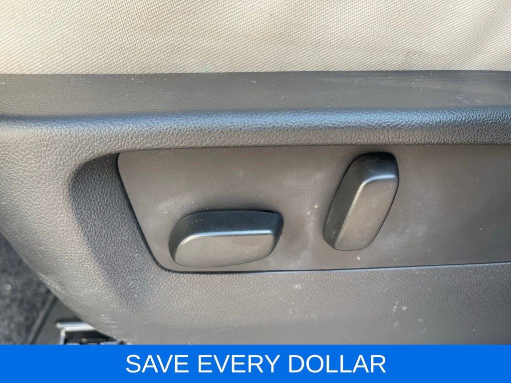 Used 2023 Buick Envision Avenir FWD image 21