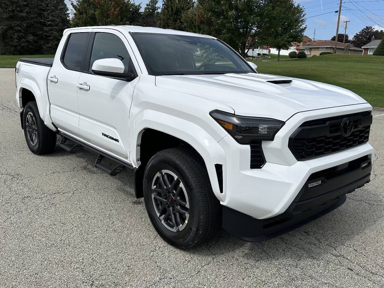 Used 2026 Toyota Tacoma TRD Sport AWD/4WD image 32
