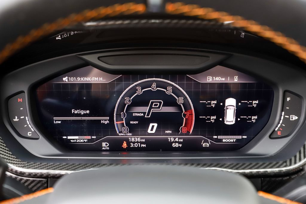 Used 2024 Lamborghini Urus S AWD/4WD image 16