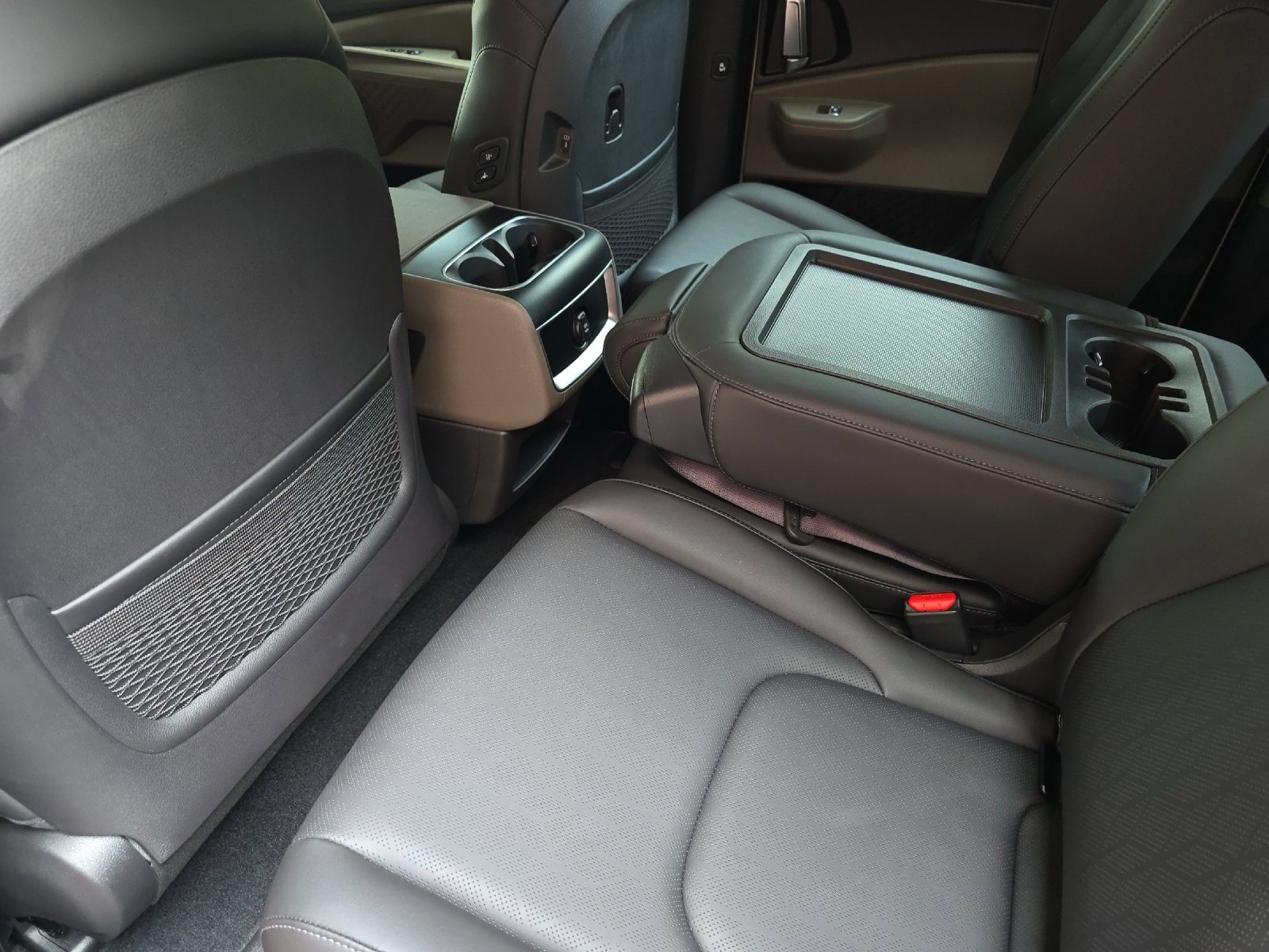 New 2026 Kia Carnival EX image 12