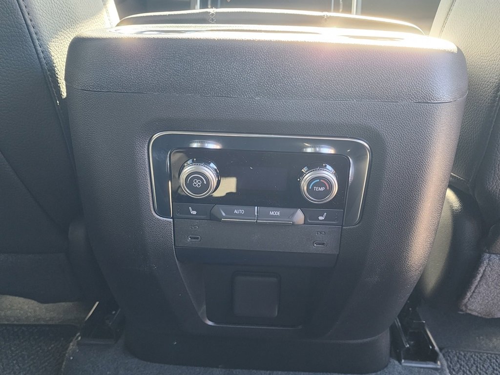 New 2026 GMC Yukon XL Denali w/ Sun & Power Step Package image 54