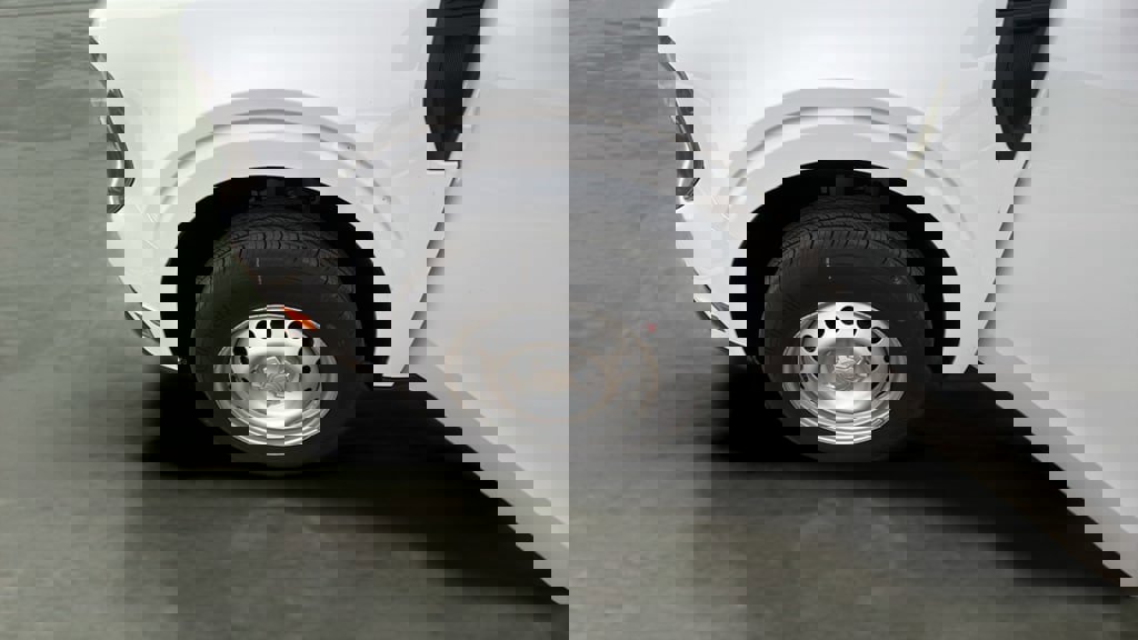 New 2026 Ford Maverick XL image 14