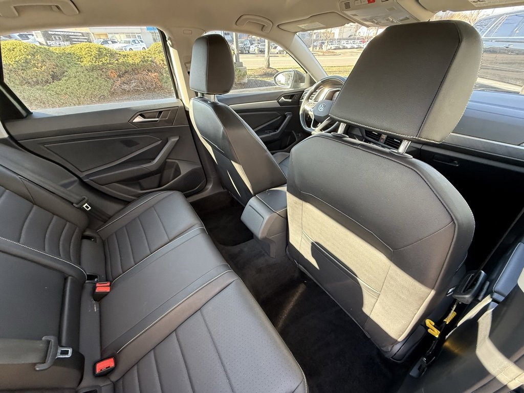 Used 2024 Volkswagen Jetta SE image 35