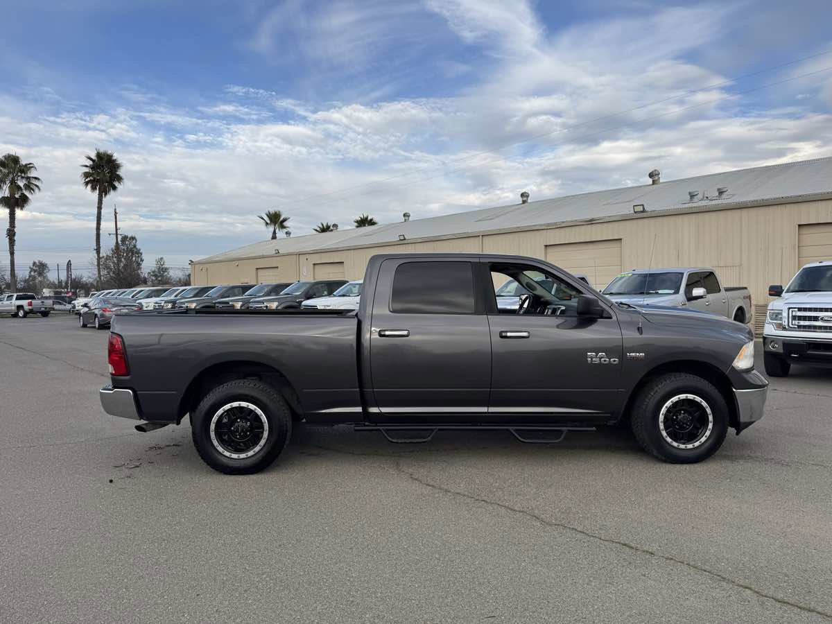 Used 2017 RAM 1500 Classic SLT image 14