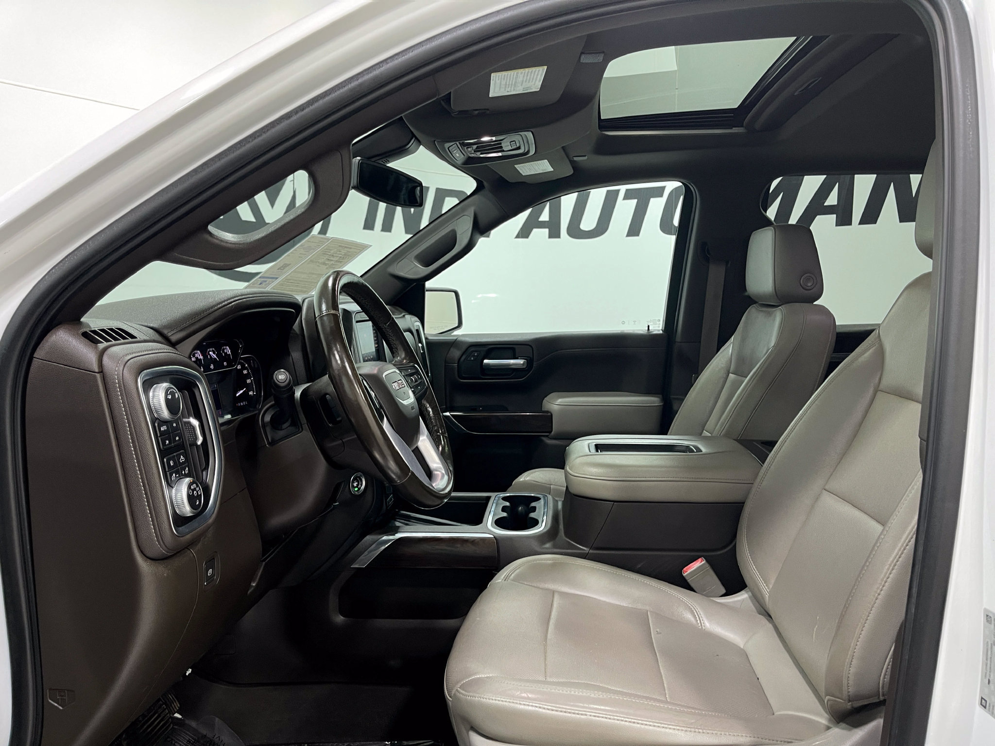 Used 2019 GMC Sierra 1500 SLT w/ SLT Premium Plus Package AWD/4WD image 13