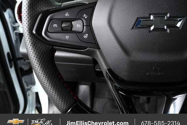 New 2026 Chevrolet Trax RS w/ Sunroof Package FWD image 9
