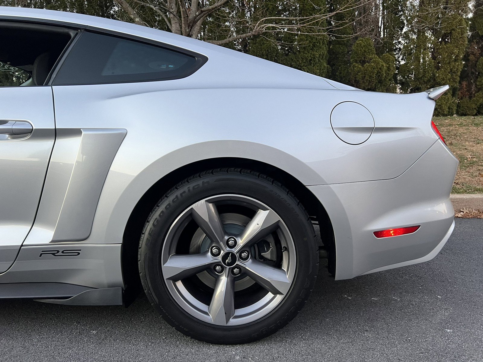 Used 2015 Ford Mustang Coupe w/ Equipment Group 051A image 89