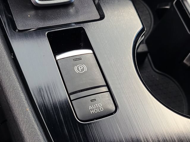 Used 2023 Nissan Rogue SV FWD image 30