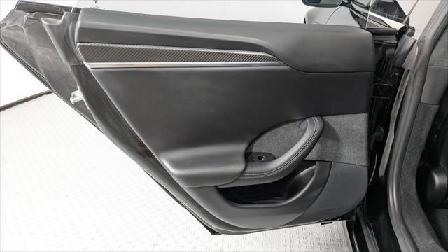 Used 2021 Tesla Model S Plaid image 14