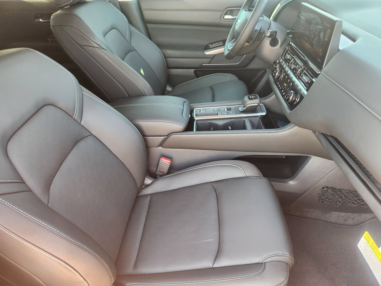 New 2026 Nissan Pathfinder SL w/ Cargo Package FWD image 13